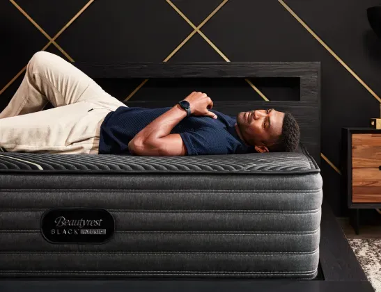 tempur-pedic-beautyrest-black-man